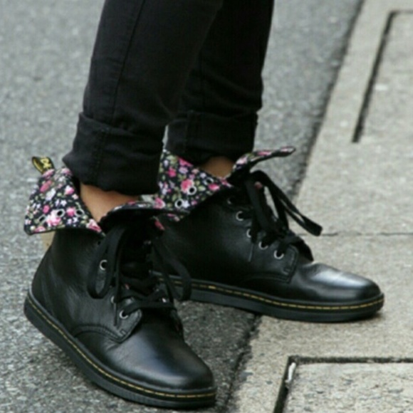 pastel pink timberlands